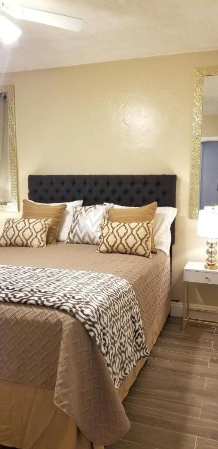 Very Glam Apartment 5 Miles From Hard Rock Холивуд Екстериор снимка