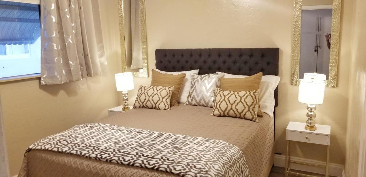 Very Glam Apartment 5 Miles From Hard Rock Холивуд Екстериор снимка