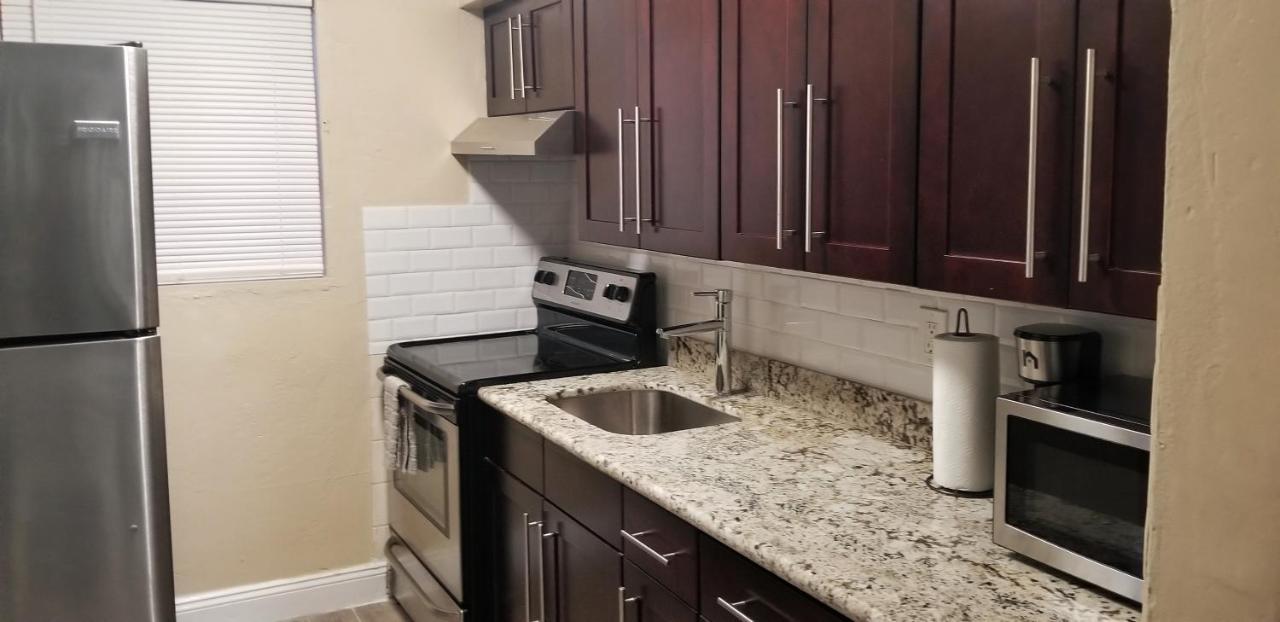 Very Glam Apartment 5 Miles From Hard Rock Холивуд Екстериор снимка